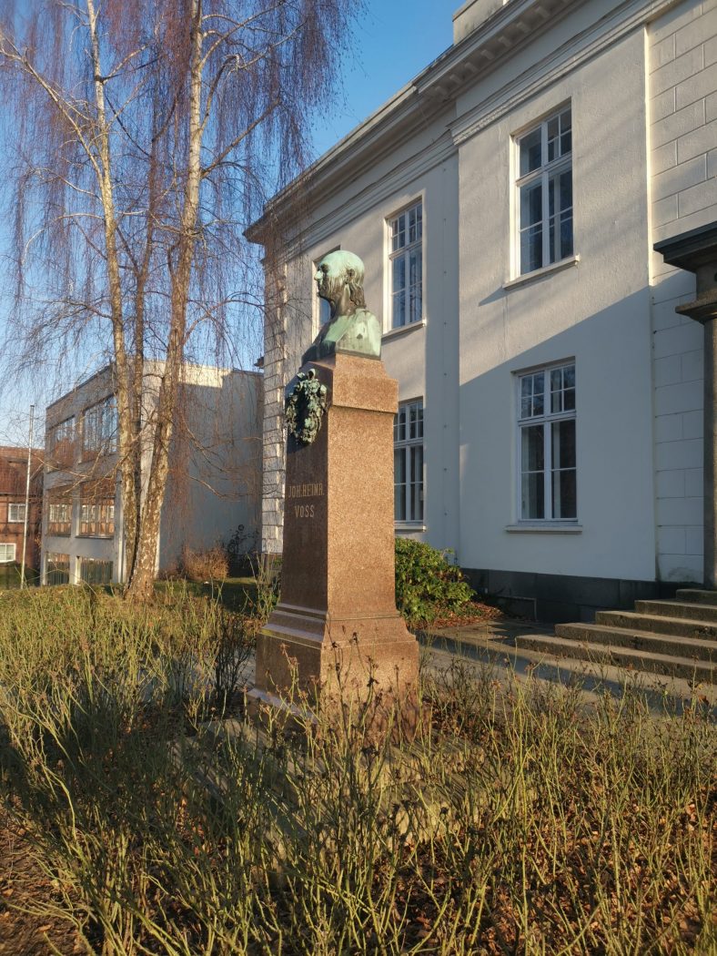 Carl-Maria-von-Weber-Gymnasium